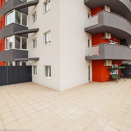 Spacious&Bright 2 bedroom Central Apartment Oradea Exterior foto